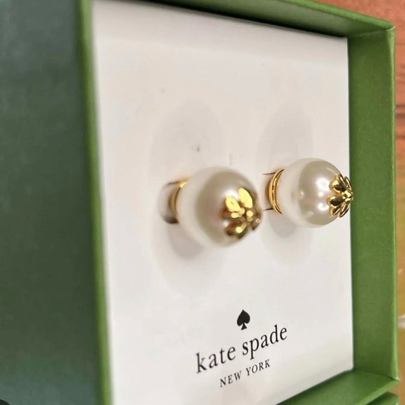 New Kate Spade imitation pearl stud earrings - Picture 8 of 15